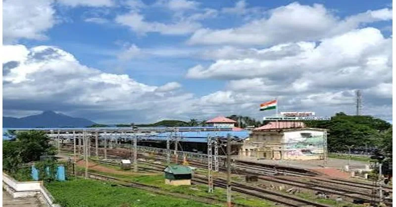 പാലക്കാട് റെയില്വേ ഡിവിഷന് വെട്ടിമുറിച്ചു