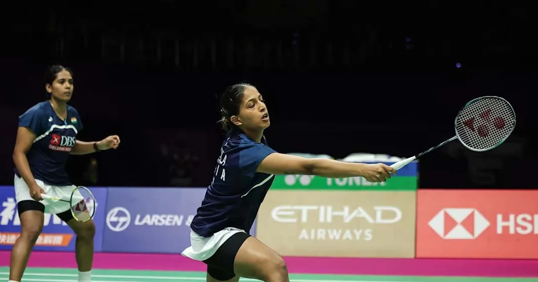 ഭാരത വനിതാ ഡബിള്സ് കോര്ട്ടിലെ തീപ്പൊരിയും ശാന്തതയും