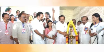 സീനിയര്‍ ജേണലിസ്റ്റ്സ് ഫോറം സംസ്ഥാന സമ്മേളനം കൊല്ലം കടപ്പാക്കട സ്പോര്‍ട്സ് ക്ലബ് ഓഡിറ്റോറിയത്തില്‍ മുഖ്യമന്ത്രി വി.ഡി. സതീശന്‍ ഉദ്ഘാടനം ചെയ്യുന്നു