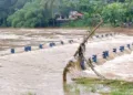 മണിമലയാറ്റിലെ ചെറുവള്ളി പഴയിടം കോസ് വേ തിങ്കളാഴ്ച രാവിലെ വെള്ളത്തില് മുങ്ങിയപ്പോള്