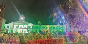 ഓണാഘോഷത്തോടനുബന്ധിച്ച് സെക്രട്ടേറിയറ്റ് ദീപാലംകൃതമായപ്പോള്‍