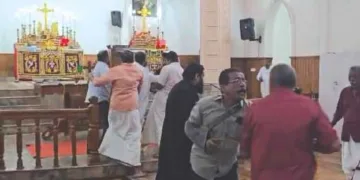 പിറമാടം സെന്റ് ജോണ്‍സ് യാക്കോബായ പള്ളിയില്‍ നടന്ന യാക്കോബായ- ഓര്‍ത്തഡോക്‌സ് വിഭാഗങ്ങള്‍ തമ്മിലുള്ള തര്‍ക്കം