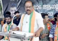 ഇടത് വലത് മുന്നണികളുടെ പിഎസ്‌സി കൊള്ളയ്ക്കും യുവജന വഞ്ചനയ്ക്കുമെതിരേ തിരുവനന്തപുരത്ത് പിഎസ്‌സി ഓഫീസിനു മുന്നില്‍ യുവമോര്‍ച്ച സംഘടിപ്പിച്ച രാപകല്‍ സമരത്തിന്റെ സമാപനം ബി.ബി. ഗോപകുമാര്‍ എംഎല്‍എ ഉദ്ഘാടനം ചെയുന്നു