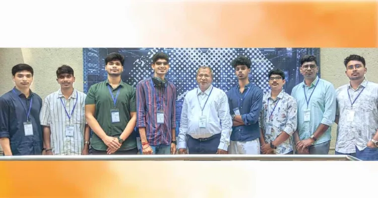 ജപ്പാനിലെ ഇന്സ്റ്റിറ്റ്യൂട്ട് ഓഫ് സയന്സ് ടോക്കിയോയില് നടന്ന ഇന്റര്നാഷണല് ഡിസൈന് കോണ്ടസ്റ്റ് റോബോക്കോണ് 2026 മത്സരത്തില് പങ്കെടുത്ത അമൃത വിശ്വവിദ്യാപീഠം അമൃതപുരി കാമ്പസിലെ ടീം