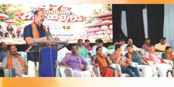കേരള എന്ജിഒ സംഘ് സമാപന സമ്മേളനത്തില് ബിഎംഎസ് സംസ്ഥാന വൈസ് പ്രസിഡന്റ് അഡ്വ. പി. മുരളീധരന് സംസാരിക്കുന്നു.