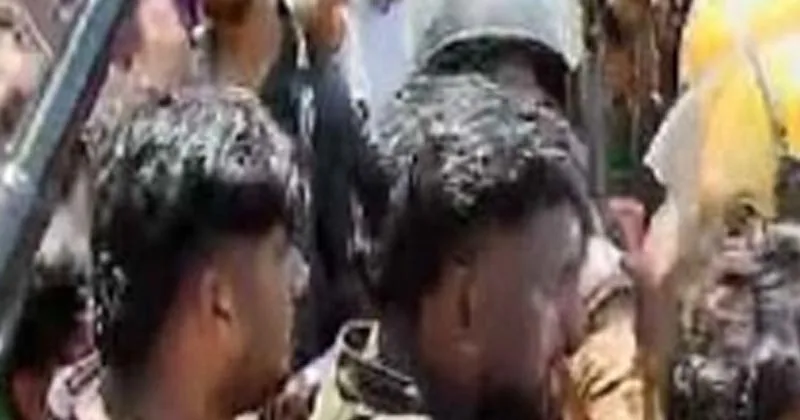 സെക്രട്ടേറിയറ്റ് മാര്ച്ചിലെ അക്രമം: എസ് എഫ് ഐ പ്രവര്ത്തകര്ക്കെതിരെ കേസ്