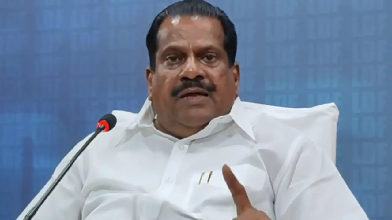 സി.പി.എം. ഇല്ലെങ്കില് കേരളം ഉണ്ടാകില്ലെന്ന് ഇ.പി.ജയരാജന്, ഭീഷണിയാണോയെന്ന് സോഷ്യല് മീഡിയ