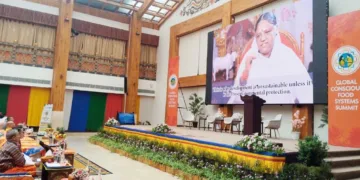 ഗ്ലോബല്‍ കോണ്‍ഷ്യസ് ഫുഡ് സിസ്റ്റംസ് ഉച്ചകോടിയില്‍ മാതാ അമൃതാനന്ദമയീ ദേവി വീഡിയോ കോണ്‍ഫറന്‍സ് വഴി മുഖ്യപ്രഭാഷണം നടത്തുന്നു