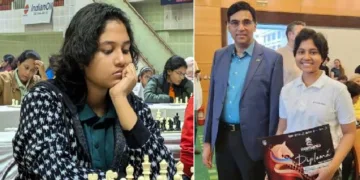 കല്യാണി സിരിന്‍ വിശ്വനാഥന്‍ ആനന്ദിനൊപ്പം (വലത്ത്)