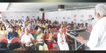 ജന്മഭൂമി രാമകഥാ കോണ്‍ക്ലേവില്‍ മിസോറാം മുന്‍ ഗവര്‍ണര്‍ കുമ്മനം രാജശേഖരന്‍ ആമുഖപ്രഭാഷണം നടത്തുന്നു