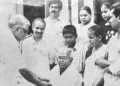 പി. നാരായണന്റെ ഷഷ്ടിപൂര്‍ത്തി വേളയില്‍ പി.ഇ.ബി. മേനോന്‍, ജന്മഭൂമി മാനേജര്‍ മോഹനന്‍ (അപ്പു ചേട്ടന്‍), കെ കുഞ്ഞിക്കണ്ണന്‍, നാരായണ്‍ജിയുടെ കുടുംബാംഗങ്ങള്‍ എന്നിവര്‍