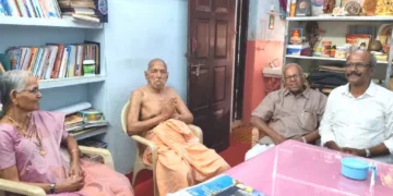എം.എ. കൃഷ്ണനൊപ്പം പി. നാരായണന്‍, ഭാര്യ എം.എ. രാജേശ്വരി, പി. ശ്രീകുമാര്‍