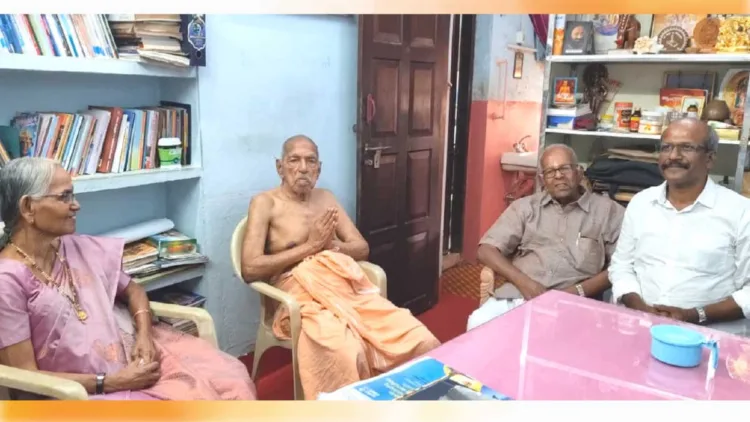 എം.എ. കൃഷ്ണനൊപ്പം പി. നാരായണന്, ഭാര്യ എം.എ. രാജേശ്വരി, പി. ശ്രീകുമാര്