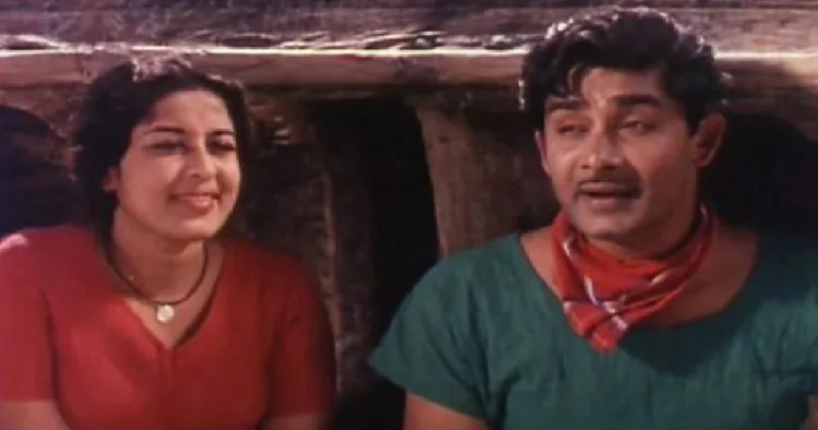 ചെമ്മീന്‍ എന്ന സിനിമയില്‍ പരീക്കുട്ടിയായി മധു