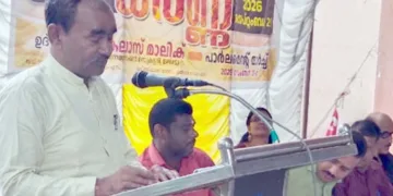 വിവിധ വിഷയങ്ങള് ഉന്നയിച്ച് കെഎസ്ടി എംപ്ലോയീസ് സംഘിന്റെ നേതൃത്വത്തില് തിരുവനന്തപുരത്തെ ചീഫ് ഓഫീസിനു മുന്നില് നടത്തിയ ധര്ണ ഭാരതീയ പരിവാഹന് മസ്ദൂര് മഹാസംഘ് ദേശീയ ഓര്ഗനൈസിങ് സെക്രട്ടറി കൈലാസ് മാലിക് ഉദ്ഘാടനം ചെയ്യുന്നു