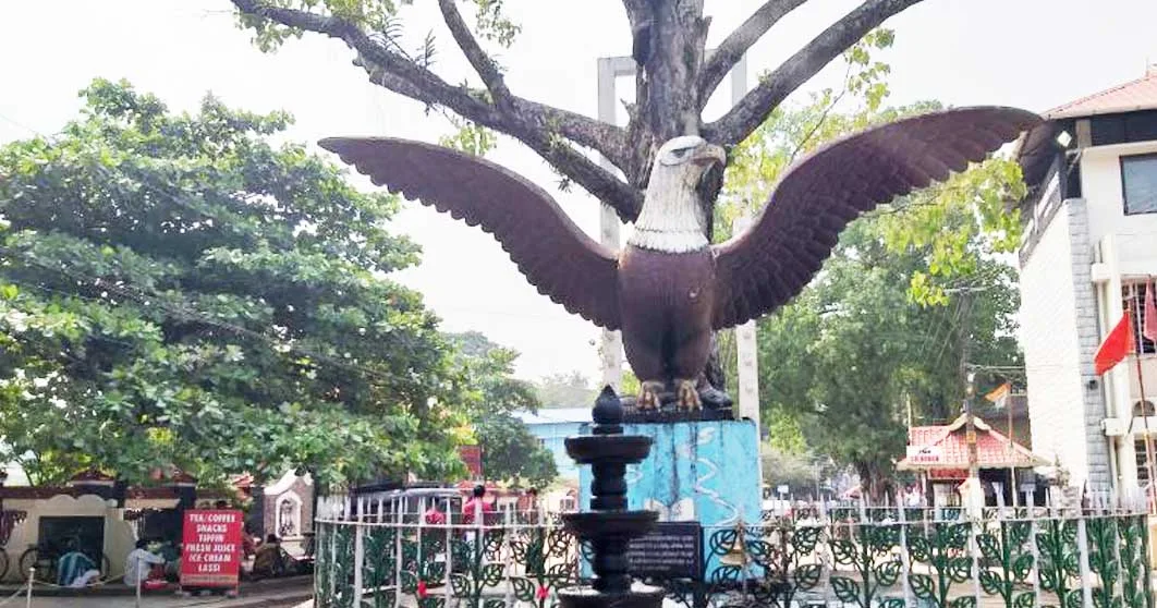 മഞ്ജുളാല്ത്തറയും ഭക്തമഞ്ജുളയും