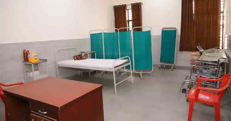 ദല്ഹിയിലെ സര്ക്കാര് സ്കൂളുകളില് ‘മെഡിക്കല് റൂം’ പൈലറ്റ് പദ്ധതി 100 ഇടങ്ങളില്, തുടര്ന്ന് 1086 സ്കൂളുകളിലേക്ക്