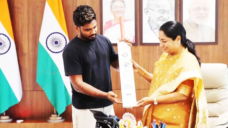 സഞ്ജു സാംസണ് ദല്ഹി മുഖ്യമന്ത്രി രേഖ ഗുപ്തയുമായി നടത്തിയ കൂടികാഴ്ച്ചയില് നിന്ന്