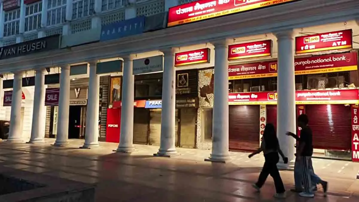 പ്രതിഷേധങ്ങളും സുരക്ഷാ നിയന്ത്രണങ്ങളും തിരിച്ചടിയാകുന്നു; കാനോട്ട് പ്ലേസിലെയും ഖാൻ മാർക്കറ്റിലെയും വ്യാപാരികൾ സുപ്രീംകോടതിയിൽ
